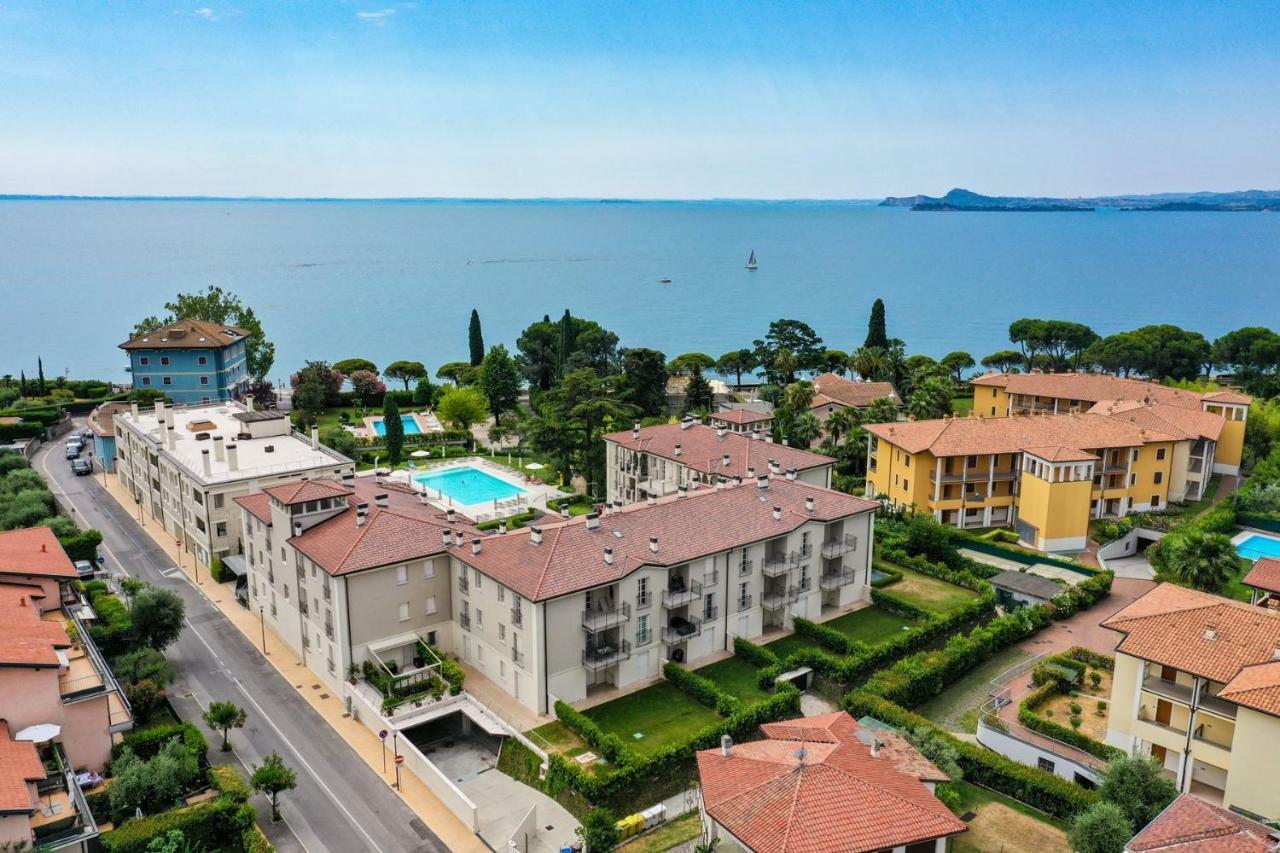 Corte Fasanella - Apartment Lilla Toscolano Maderno Ngoại thất bức ảnh